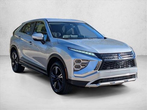 Used 2024 Mitsubishi Eclipse Cross SE image 3