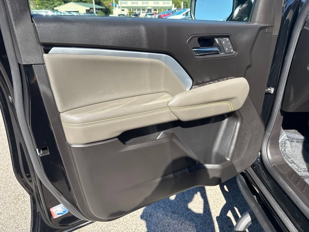 Used 2026 Chevrolet Colorado ZR2 w/ ZR2 Bison Edition AWD/4WD image 18