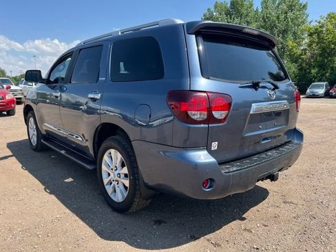 Used 2019 Toyota Sequoia Platinum AWD/4WD image 3