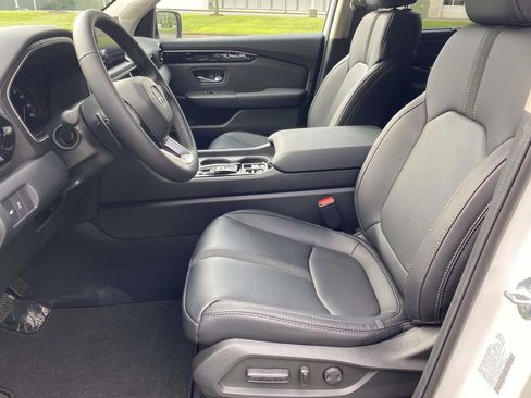 New 2025 Honda Pilot EX-L image 12