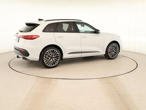 New 2026 Audi SQ5 Premium Plus AWD/4WD image 7