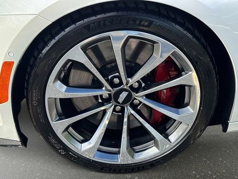 Used 2018 Cadillac CTS V w/ Carbon Fiber Package RWD image 11