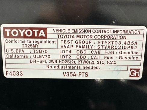 Used 2025 Toyota Tundra Platinum image 77