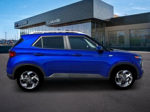 New 2026 Hyundai Venue SEL image 9