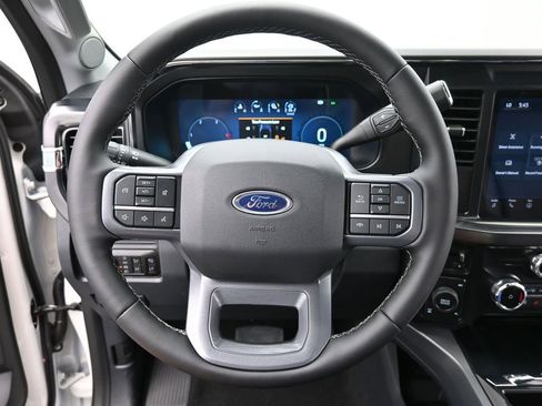 New 2026 Ford F250 Lariat w/ Chrome Package image 16