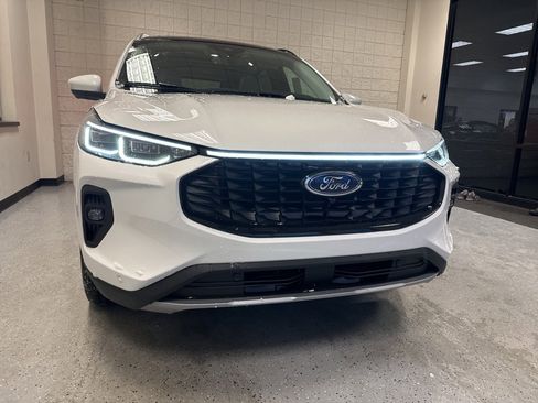 New 2026 Ford Escape Platinum w/ Premium Technology Package image 10