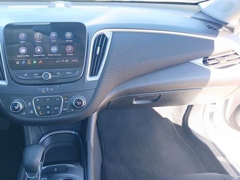 Used 2023 Chevrolet Malibu LT image 16