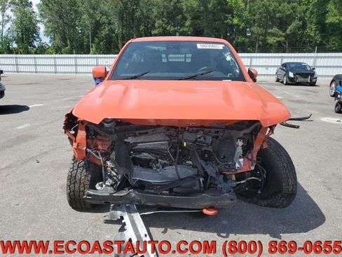 Used 2025 Nissan Frontier PRO-4X w/ Pro Premium Package image 5