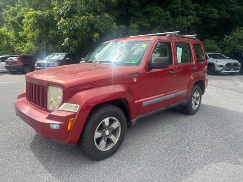 Used 2008 Jeep Liberty Sport w/ Trailer Tow Class III Group AWD/4WD image 3