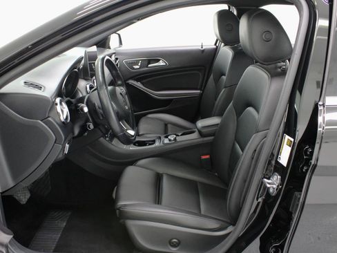 Used 2019 Mercedes-Benz GLA 250 image 33