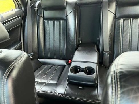 Used 2020 Chrysler 300 S RWD image 29