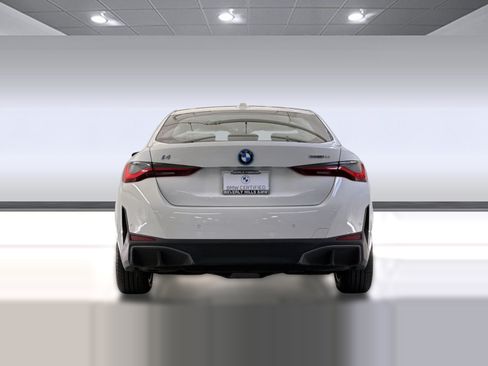 Certified 2023 BMW i4 eDrive40 RWD image 9