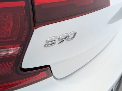 Used 2018 Volvo S90 T5 Momentum AWD/4WD image 10