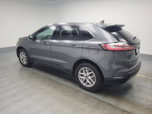 Used 2024 Ford Edge SEL image 3