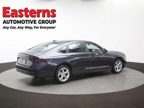 Used 2025 Honda Accord LX image 40