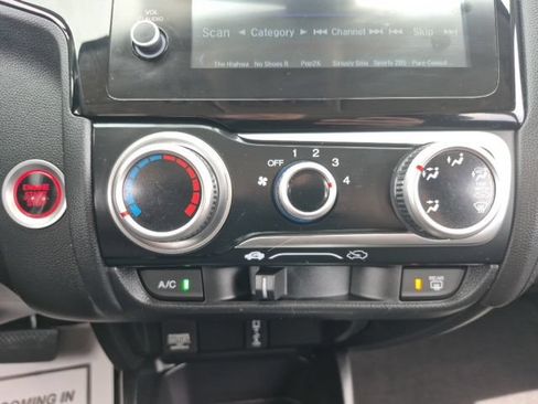 Used 2018 Honda Fit EX image 25