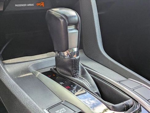 Used 2019 Honda Civic EX image 15