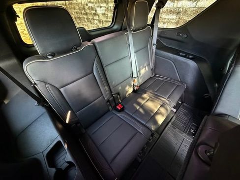 Used 2021 GMC Yukon SLT w/ SLT Luxury Plus Package RWD image 33