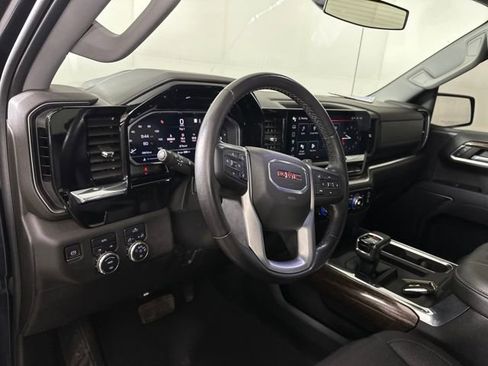 Used 2022 GMC Sierra 1500 Elevation image 13
