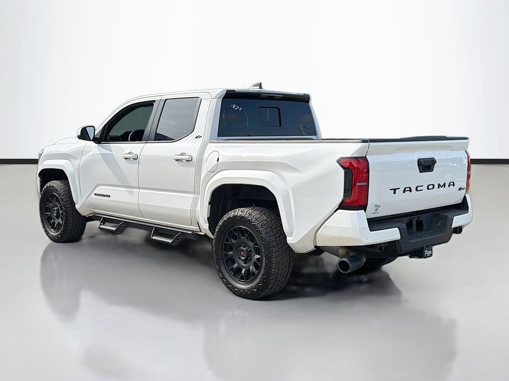 Used 2025 Toyota Tacoma SR5 RWD image 6