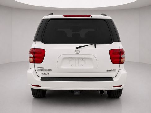 Used 2004 Toyota Sequoia Limited RWD image 4