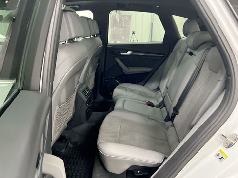 Used 2022 Audi SQ5 Premium Plus w/ Premium Plus Package image 23