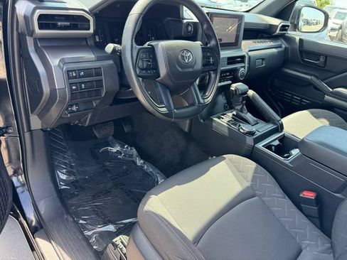 Used 2026 Toyota Tacoma SR5 AWD/4WD image 13
