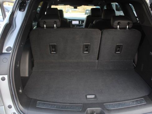 Used 2024 Buick Enclave Avenir w/ Avenir Technology Package image 18