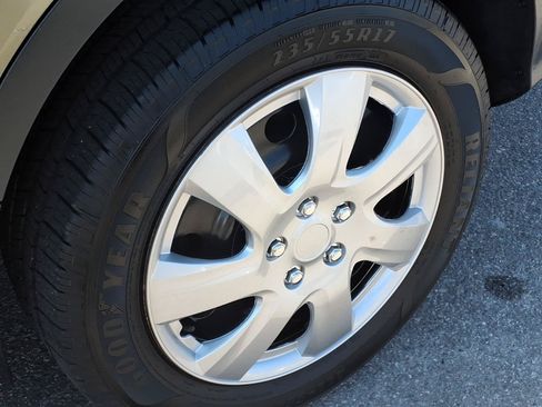 Used 2014 Ford Escape S FWD image 9
