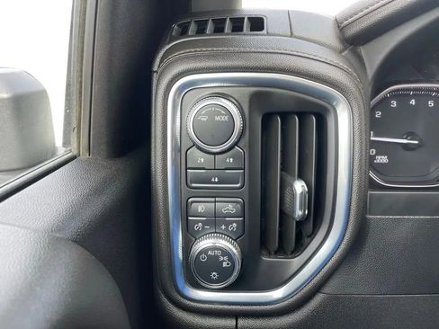 Used 2022 GMC Sierra 2500 SLE w/ SLE Convenience Package AWD/4WD image 32