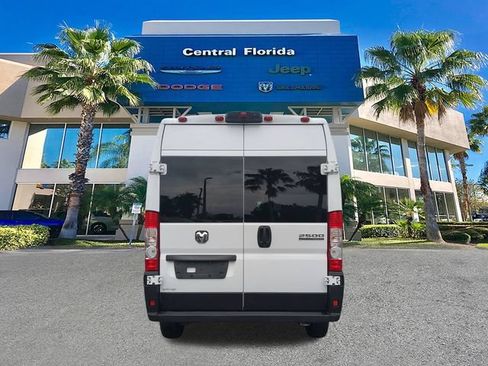 Used 2023 RAM ProMaster 2500 FWD image 6