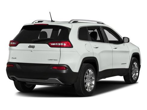 Used 2017 Jeep Cherokee Limited AWD/4WD image 5