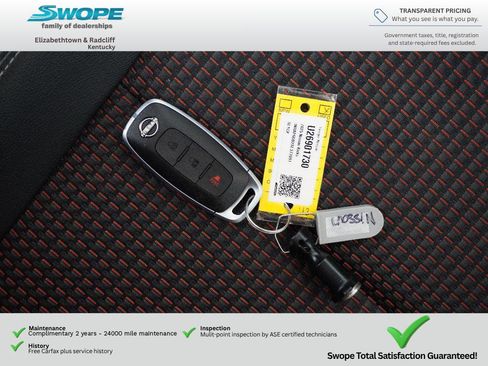 Used 2025 Nissan Kicks SR AWD/4WD image 29