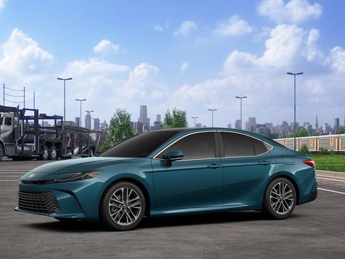 New 2026 Toyota Camry XLE AWD/4WD image 2