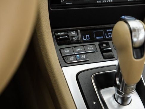 Used 2015 Porsche Cayman RWD image 17