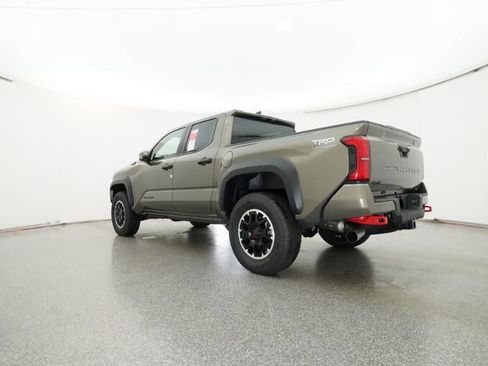 New 2025 Toyota Tacoma TRD Off-Road AWD/4WD image 21