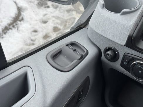 Used 2019 Ford Transit 250 148 Low Roof image 17