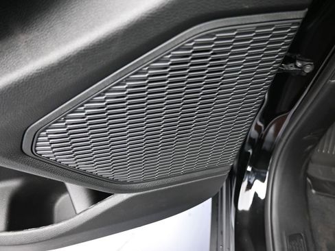 New 2025 Jeep Grand Cherokee L Limited w/ Black Appearance Package image 14