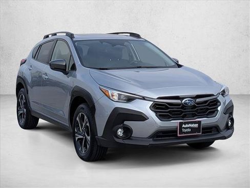 Used 2024 Subaru Crosstrek 2.0i Premium AWD/4WD image 3