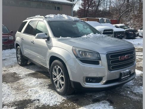 Used 2015 GMC Acadia SLT image 1