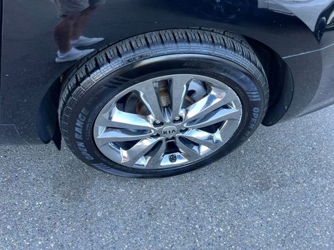 Used 2016 Kia Sedona SX Limited FWD image 10