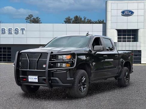 Used 2021 Chevrolet Silverado 1500 Custom Trail Boss AWD/4WD image 3
