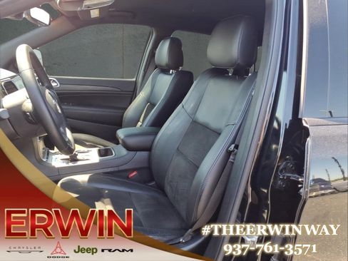 Used 2020 Jeep Grand Cherokee Altitude AWD/4WD image 12