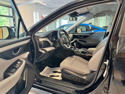 Used 2023 Subaru Legacy Premium AWD/4WD image 9