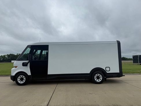Used 2024 Chevrolet Brightdrop 600 w/ Commercial Equipment Package AWD/4WD image 6