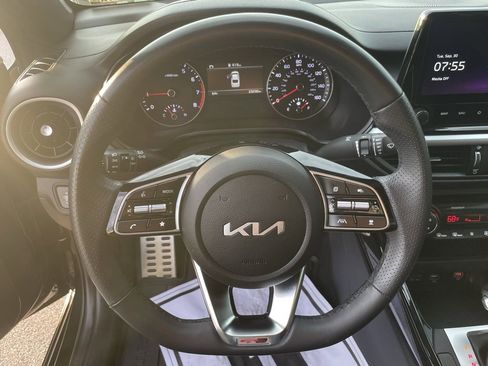Certified 2024 Kia Forte GT-Line image 11