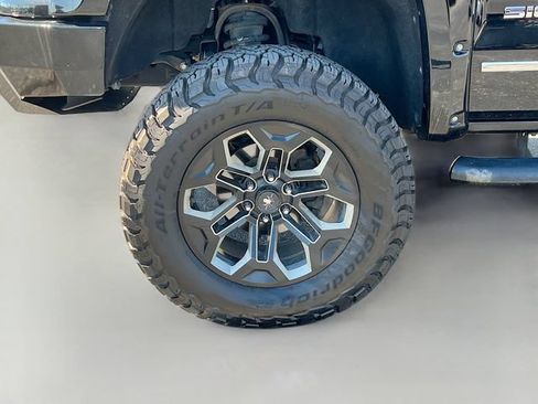 Used 2018 GMC Sierra 1500 SLT AWD/4WD image 27