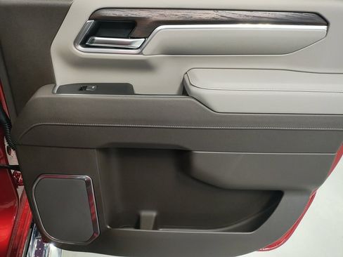 New 2026 GMC Sierra 2500 SLT image 13