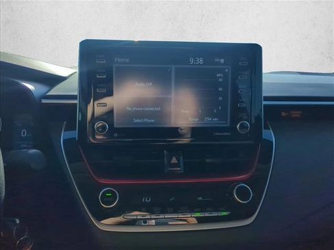 Used 2021 Toyota Corolla LE image 16