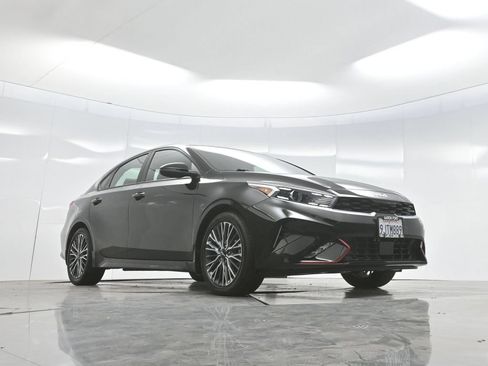 Used 2024 Kia Forte GT-Line FWD image 7